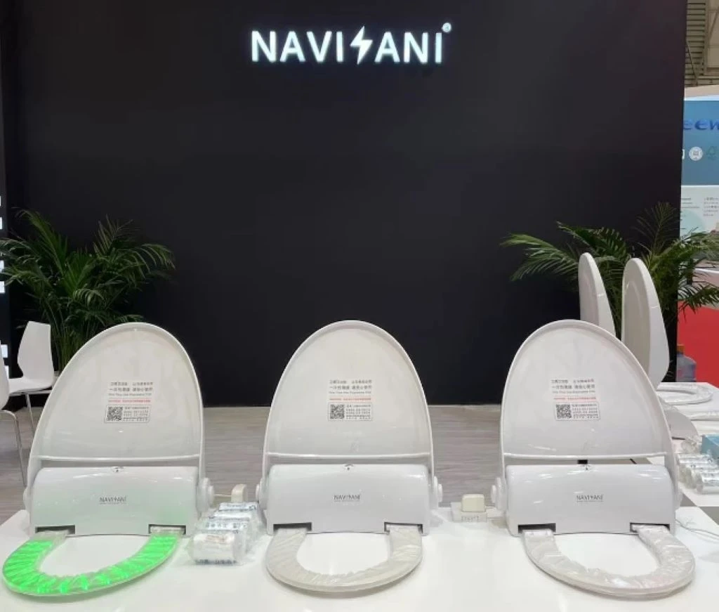NAVISANI Automatic Toilet Seat.jpg NAVISANI Automatic Toilet Seat.jpg